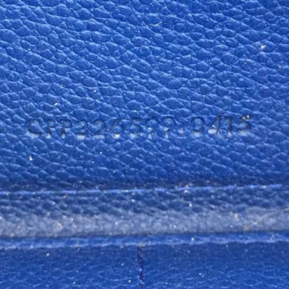 Blue Logo Zippy Long Zip Around Organizer Wallet - Picture 4 of 11